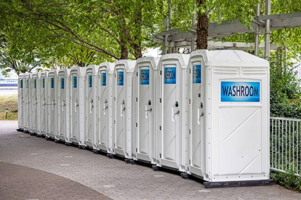 Best Portable restroom trailer rental  in Highland Park, TX